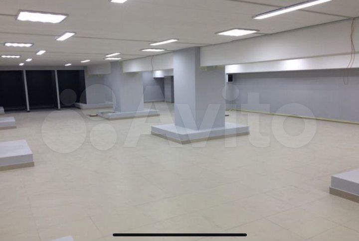 Продам помещение свободного назначения, 467 м²