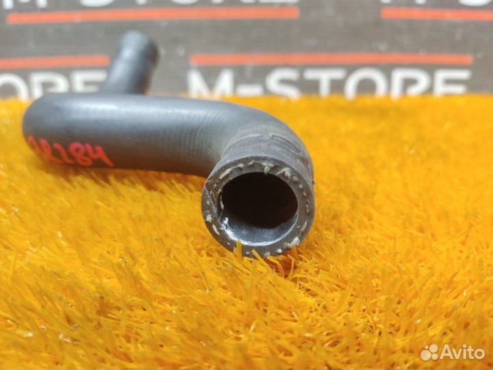 Патрубок системы охлаждения Mercedes-Benz C-Class