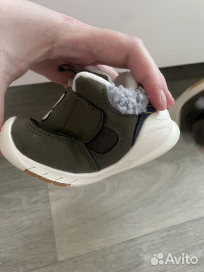 Кроссовки детские 22 размер