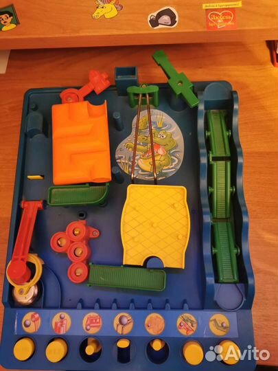 Бизиборд загони упрямый шарик