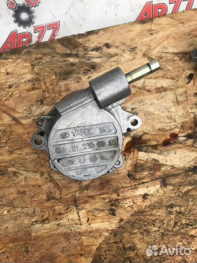 Вакуумный насос тормозов Mercedes-Benz C-Class