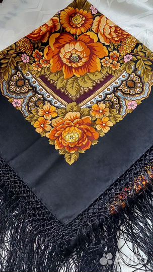 Павловопосадская шаль