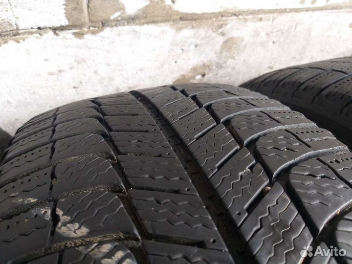 Michelin X-Ice XI3 225/60 R17 99H