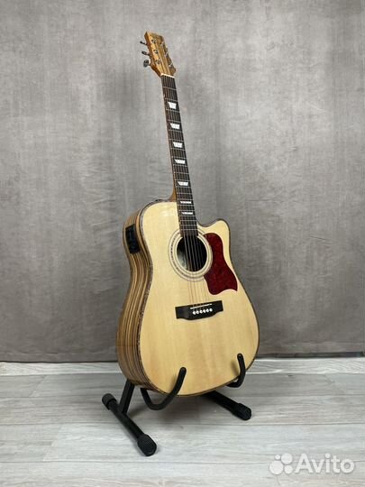 Гитара электроакустическая Martinez W-124BC N