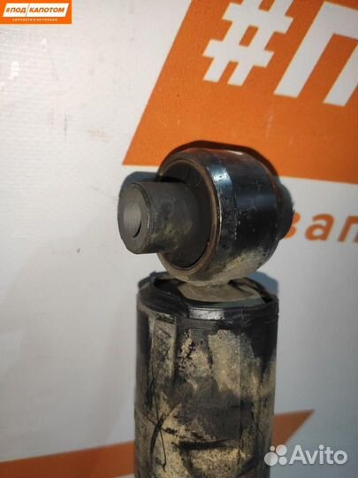 Стойка амортизатора задняя Nissan Qashqai 2 2015