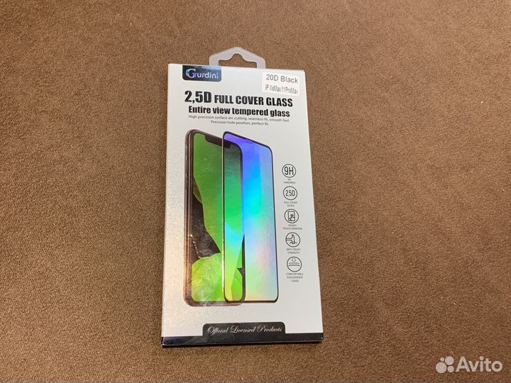 Противоударное стекло iPhone