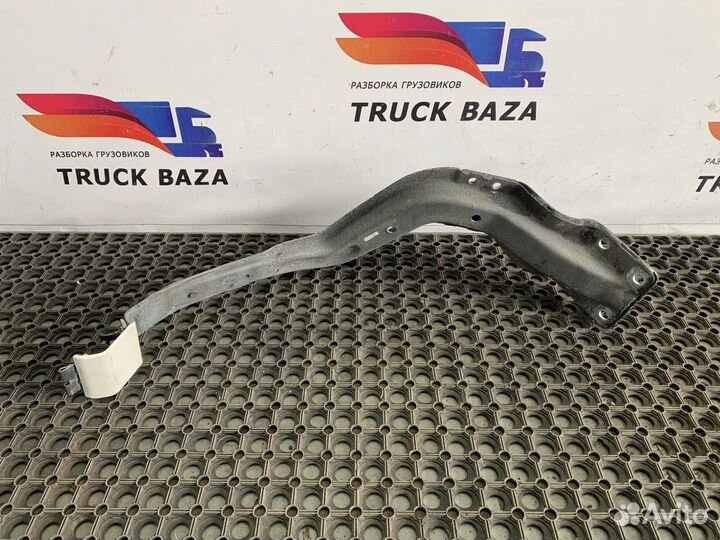 Кронштейн крыла левого