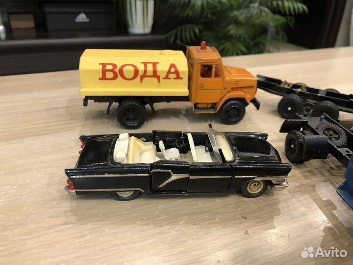 Модельки автомобилей СССР 1:43 на запчпсти