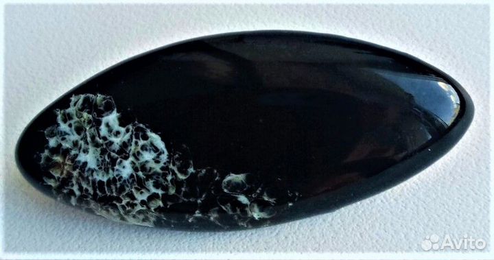 Новые: Брошь СССР, брелок из Урал камня