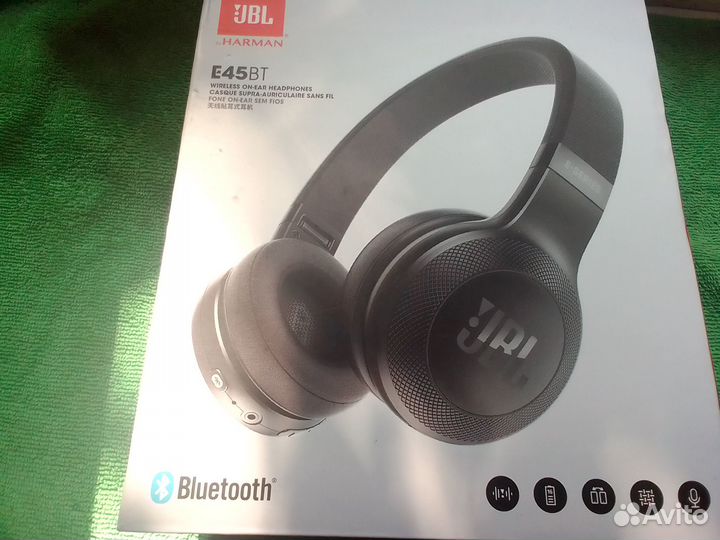 Новые JBL наушники