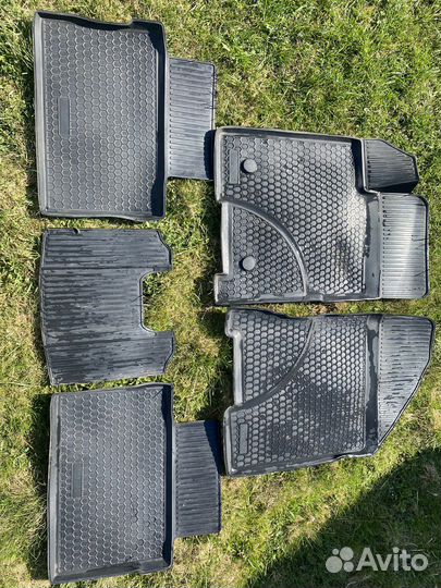 Ковры в салон автомобиля LADA vesta