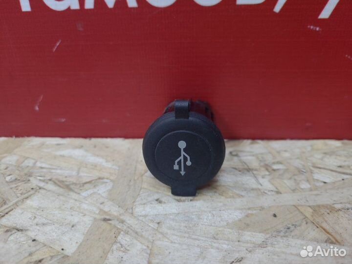 Usb разъем LADA Vesta