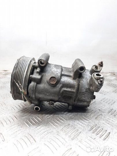 Компрессор кондиционера Peugeot 307 1.4 KFU 2003
