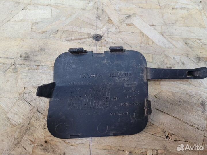 Заглушка буксировочного крюка Renault Logan 2