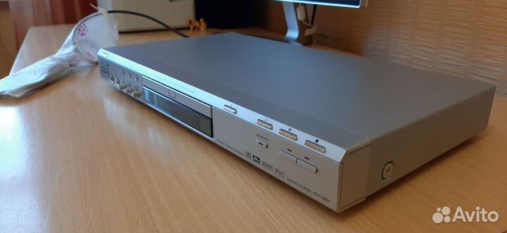 Продаю Sony CD / DVD player с караоке DVP-K82P