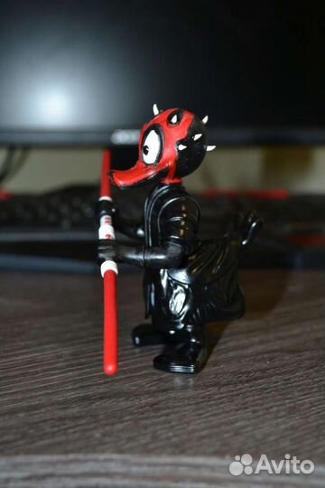 Дональд дак в роли дарта мола