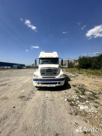 Freightliner ST120064ST, 2003