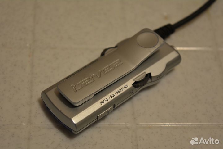 CD/MP3 аудио плеер iRiver IMP-450 синий с чехлом