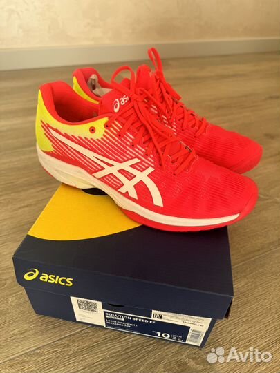 Кроссовки теннисные женские asics