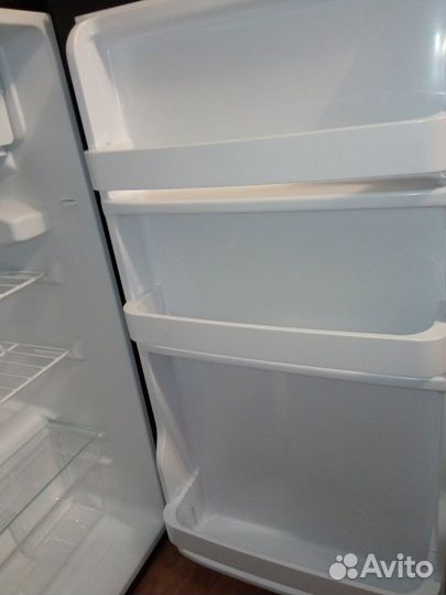 Холодильник бу модель dexp RF-SD090NMA/BR