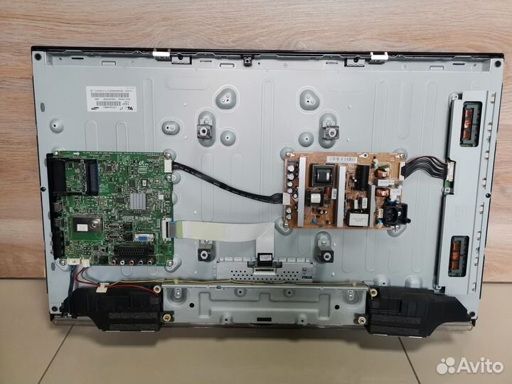 Телевизор Samsung LE32C530F1W (По запчастям)