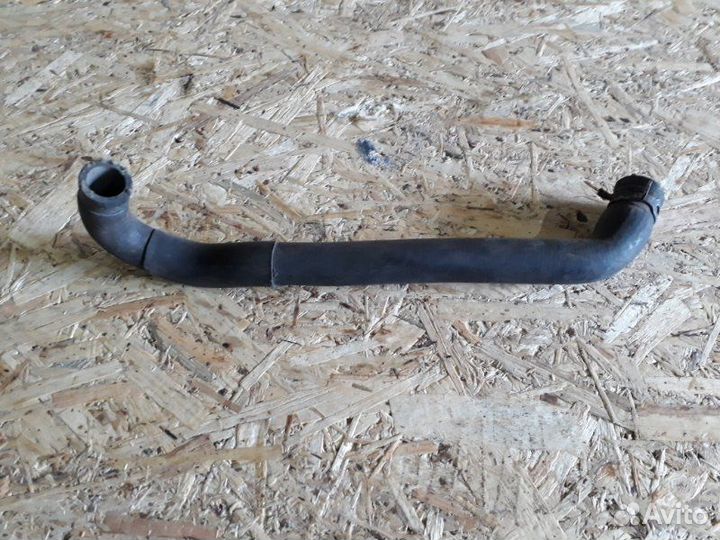 Патрубок системы охлаждения Mercedes Vito W638 OM