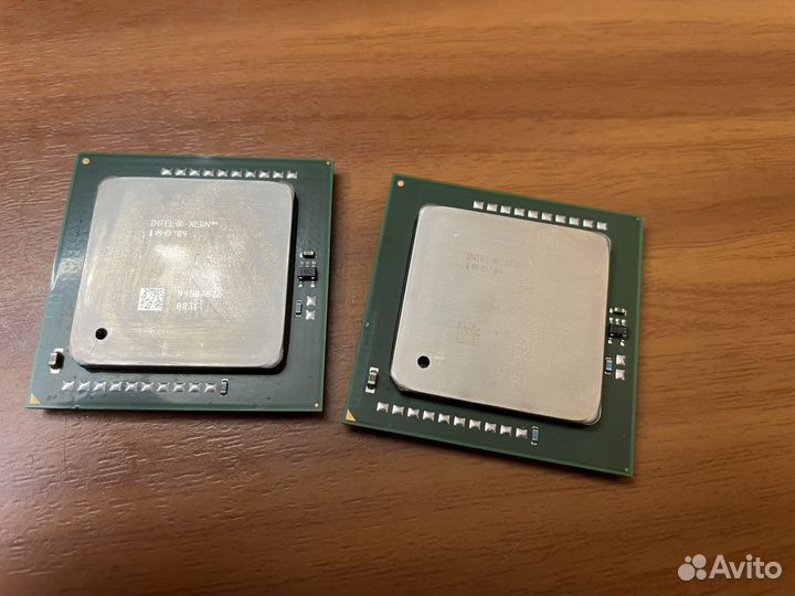 Процессор Intel Xeon 2800DP/1M/800