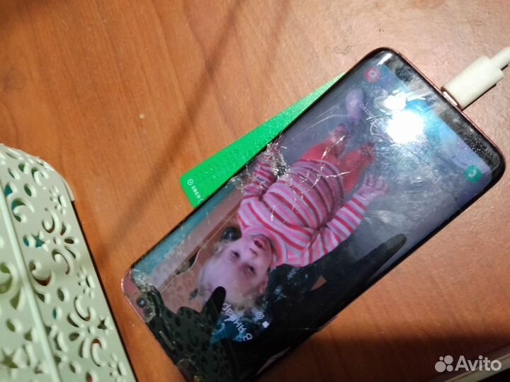 Samsung Galaxy S8, 4/64 ГБ