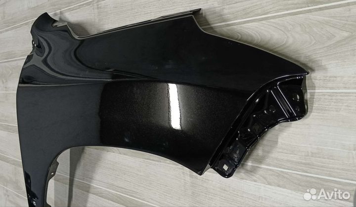 Lexus LX450D Переднее правое крыло без дефектов че