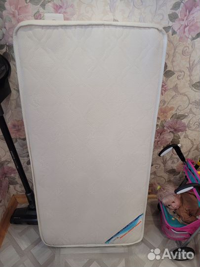 Кроватка детская