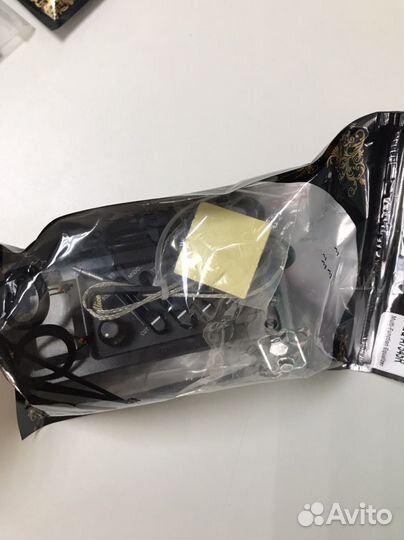 Гитарная фурнитура / аксессуары для гитары