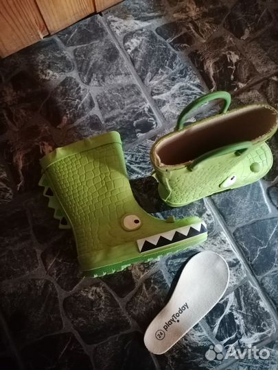 Детские резиновые сапоги