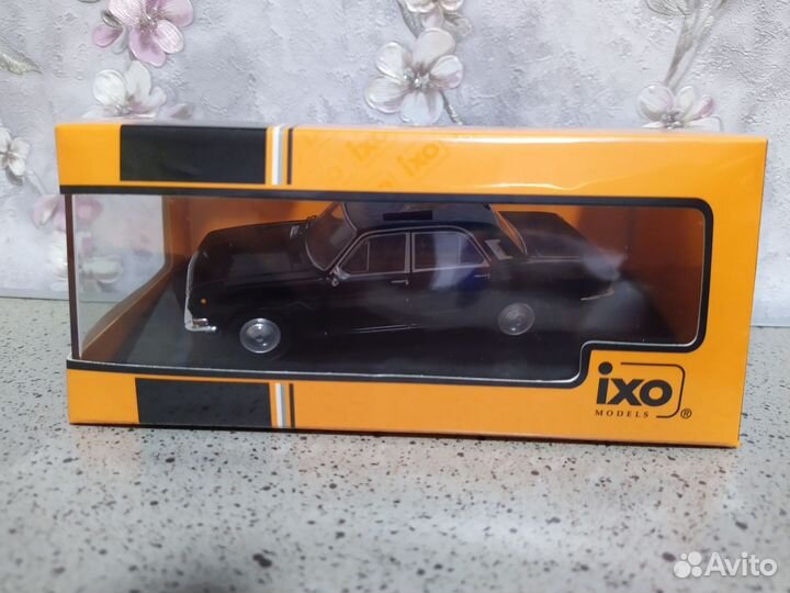 Модель автомобиля Волга Газ-24 Ixo 1:43