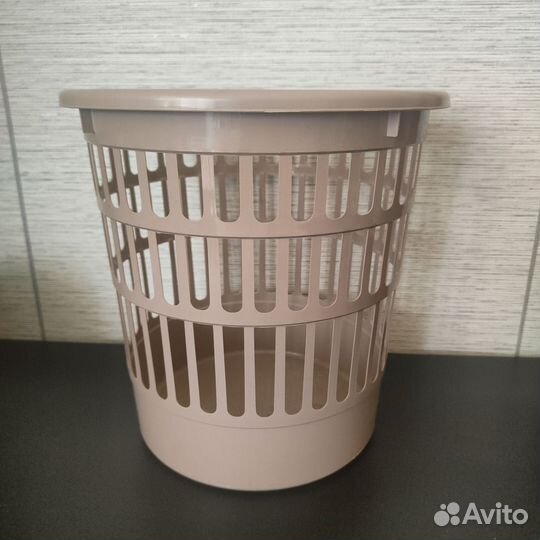 Офисное мусорное ведро