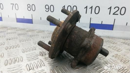 Ступица задняя левая volvo V50 MW (93X08LZ01)