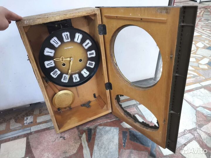 Часы Янтарь настенные с боем Экспорт СССР