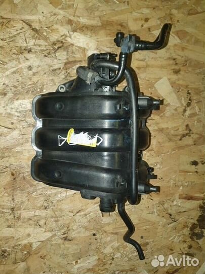 Коллектор впускной Skoda Fabia cgpa 2008