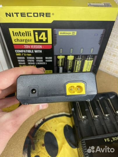 Зарядное устройство nitecore intelli i4