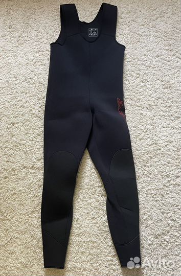 Гидрокостюм
