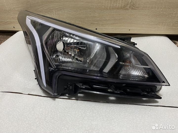 Фара Kia Rio 4 рест правая