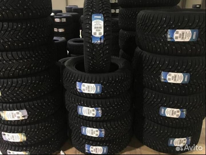 Nokian Tyres Hakkapeliitta 10p SUV 215/65 R17 103T