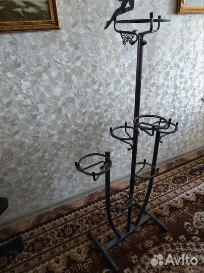 Подставка для цветов напольная металлическая