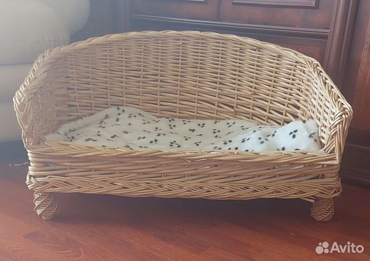 Лежанка плетеная из лозы ротанга для животных бу