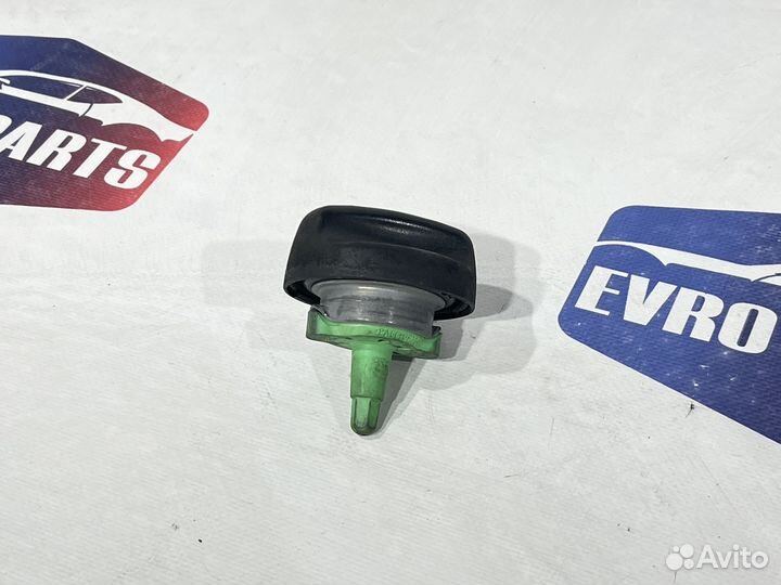 Крышка бензобака BMW Е-60 E-90 Е-92