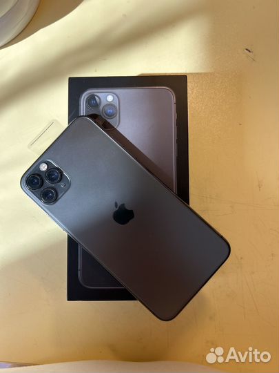 iPhone 11 Pro Max, 256 ГБ