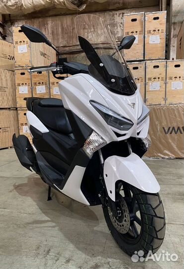 Скутер Vento Max RS