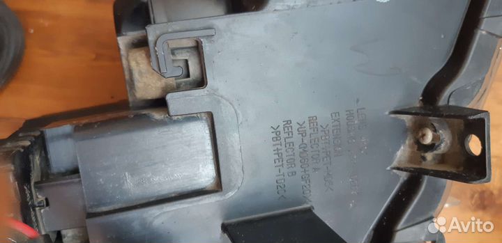 Оригинальные фары на Мазду 6GJ 2012-2014 дорестайл