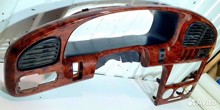 Накладка торпеды Kia Spectra под дерево