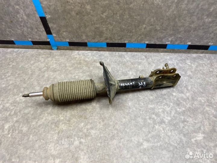 Амортизатор задний правый Hyundai Accent 2 1.5