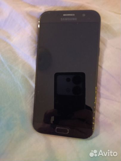 Samsung Galaxy A7 (2018), 4/64 ГБ